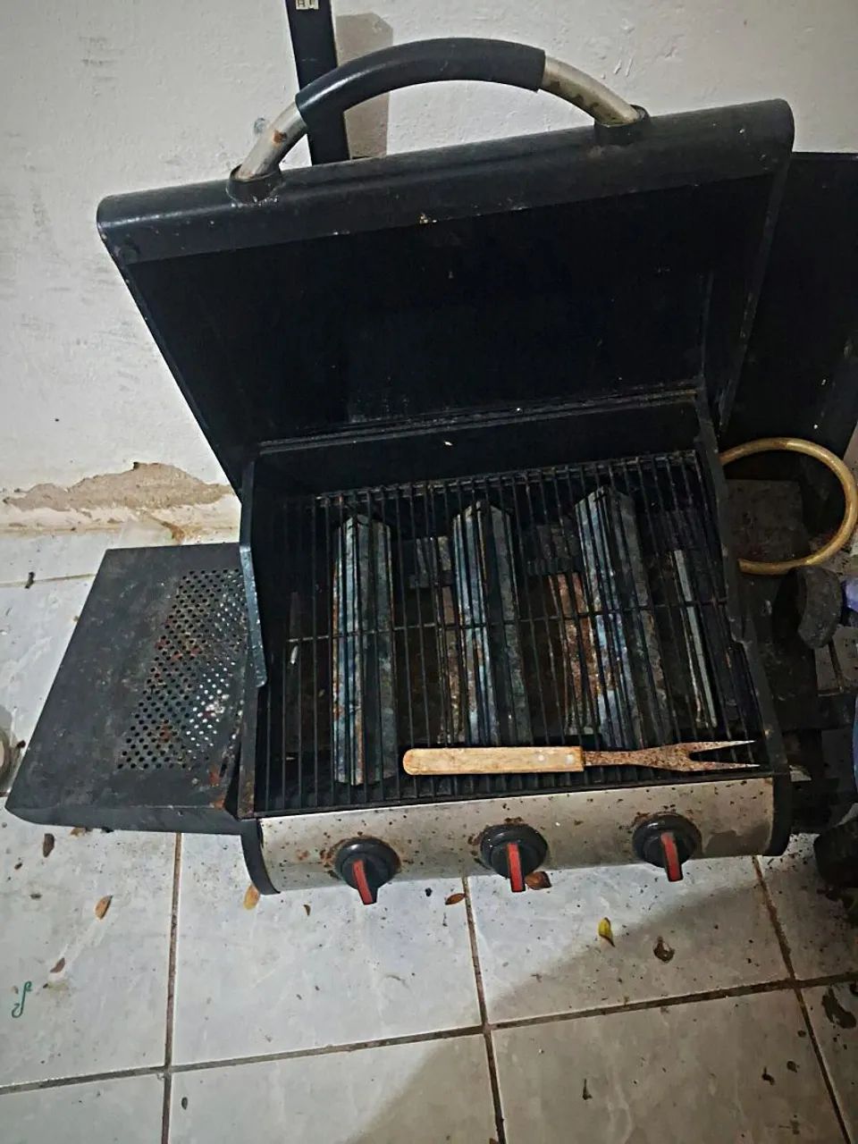 Vendo churrasqueira a gás  - Foto 2