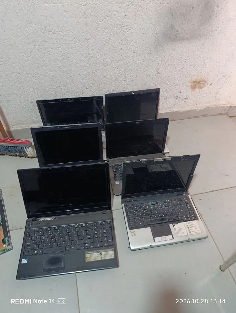 Peças para notebooks, carcaças funcionando.
