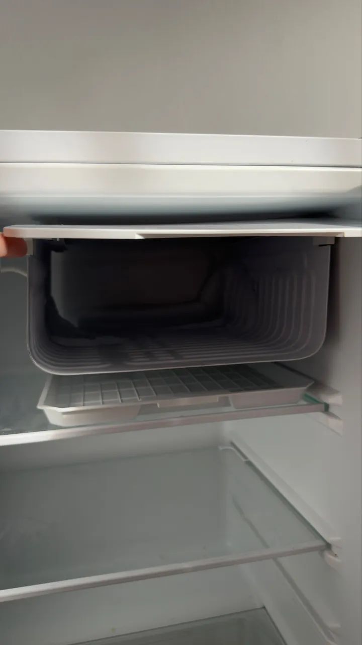 Frigobar Midea 124L branco - Foto 5