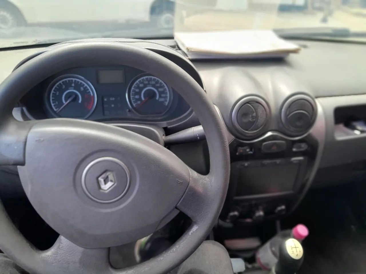 Renault Logan Expression Hi-flex 1.6 8V 4P 2012 - Foto 5