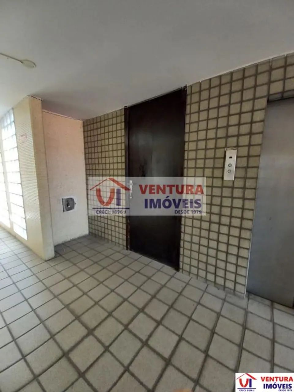 Sala/Casa Comercial à Venda em Santo Antônio