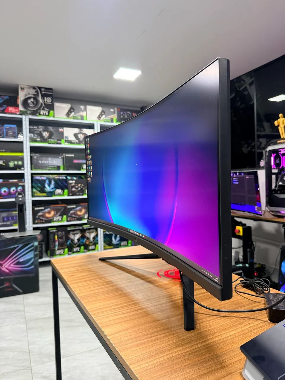 MONITOR 35 ROG STRIX CURVO 3440x1440 - Foto 4
