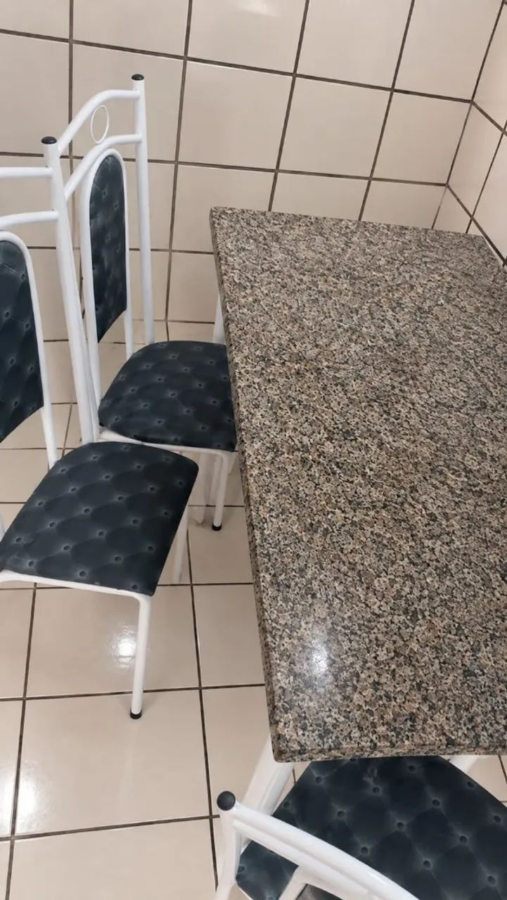 Mesa de jantar 4 cadeiras - Foto 4