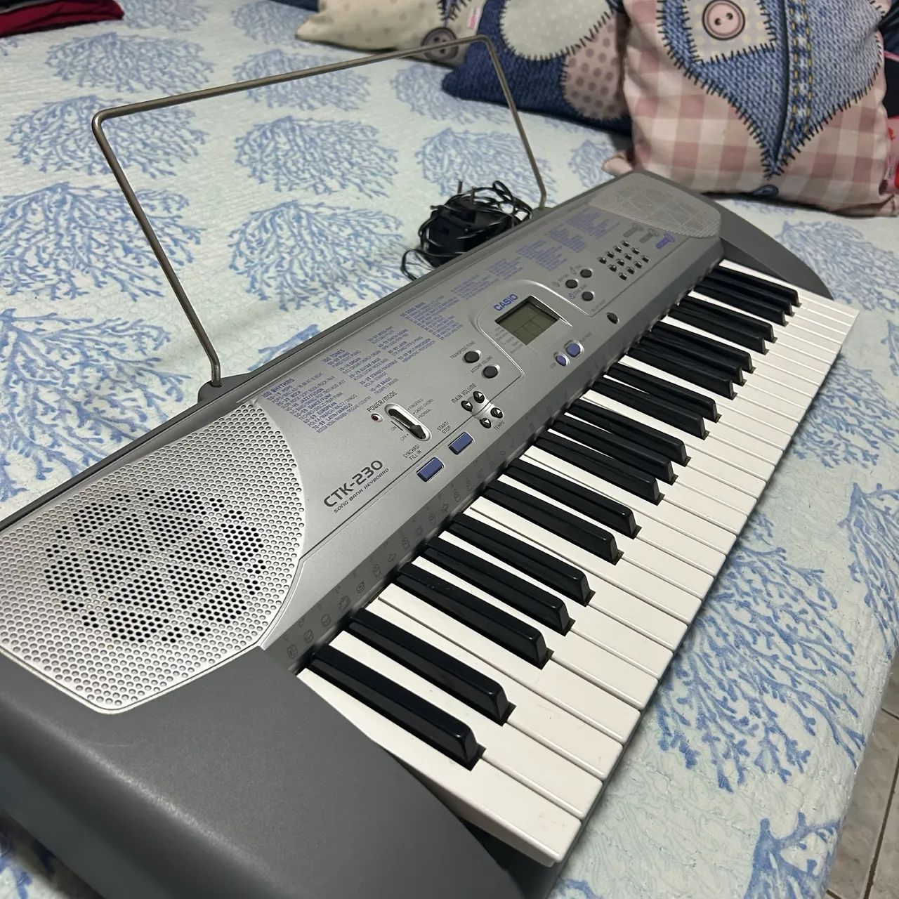 Teclado Musical Casio CTK-230 - Foto 2