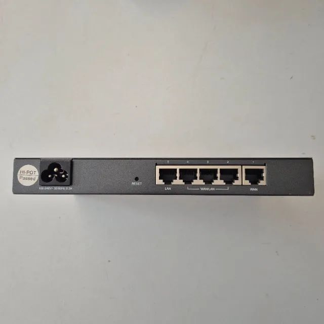 Load Balancer Tp-Link TL-R470T+ V4 - Foto 4