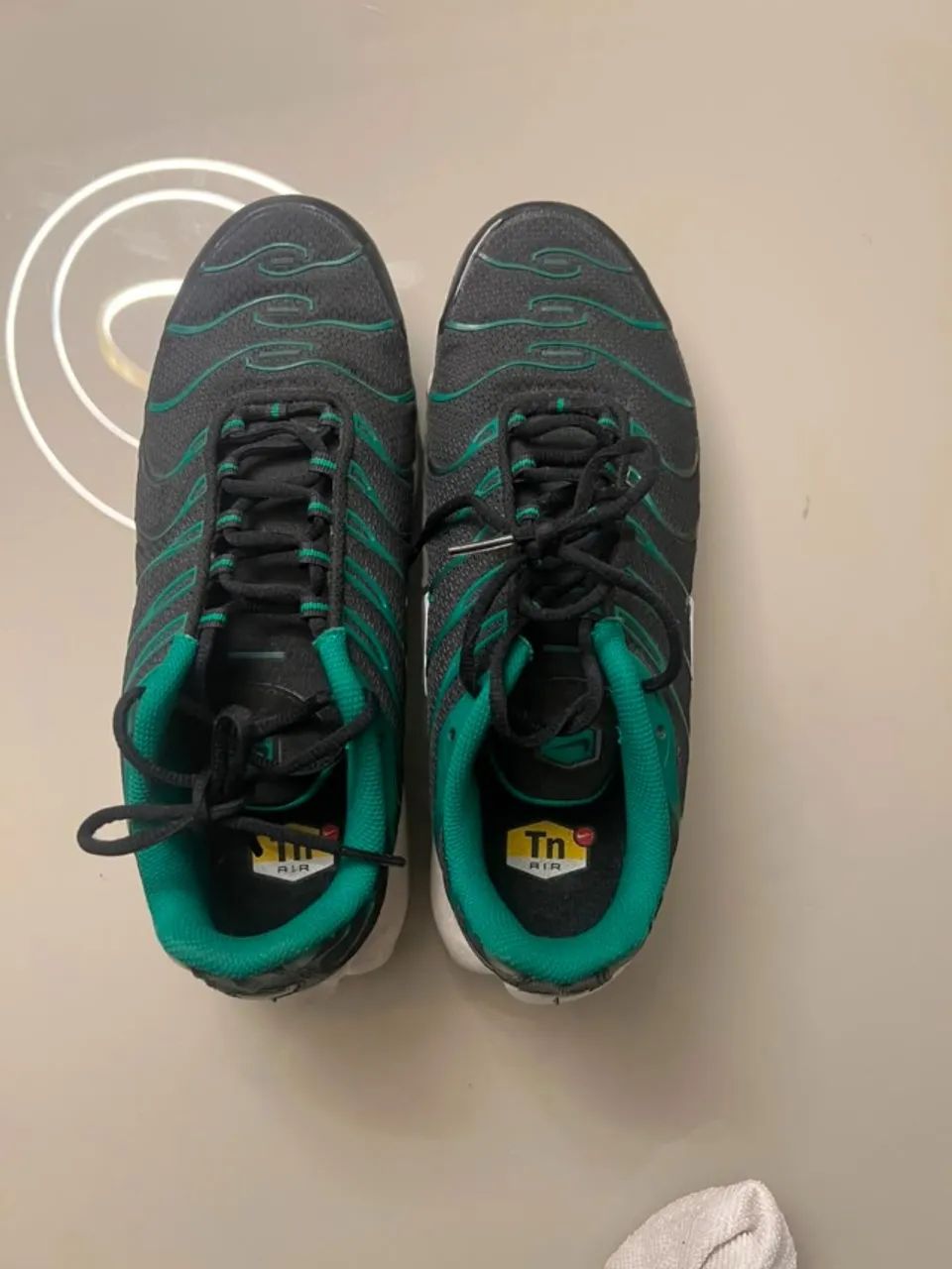 Tênis Nike Air Max Plus Preto/verde - Foto 2