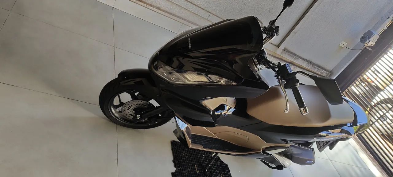 PCX DLX 2026 - Foto 3