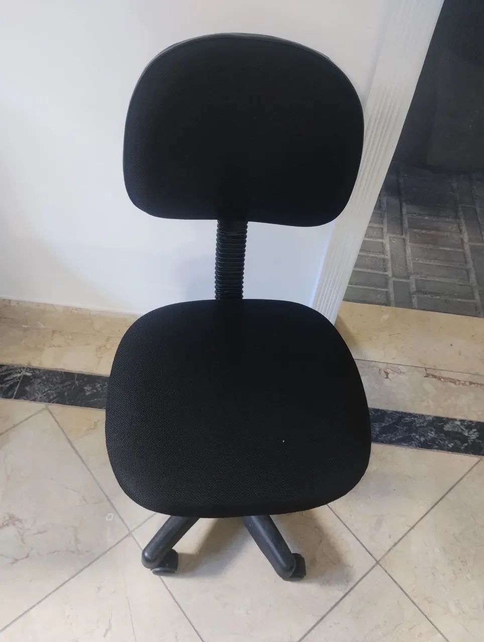 Cadeiras para vender - Foto 5