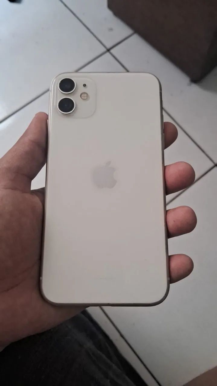 iPhone 11