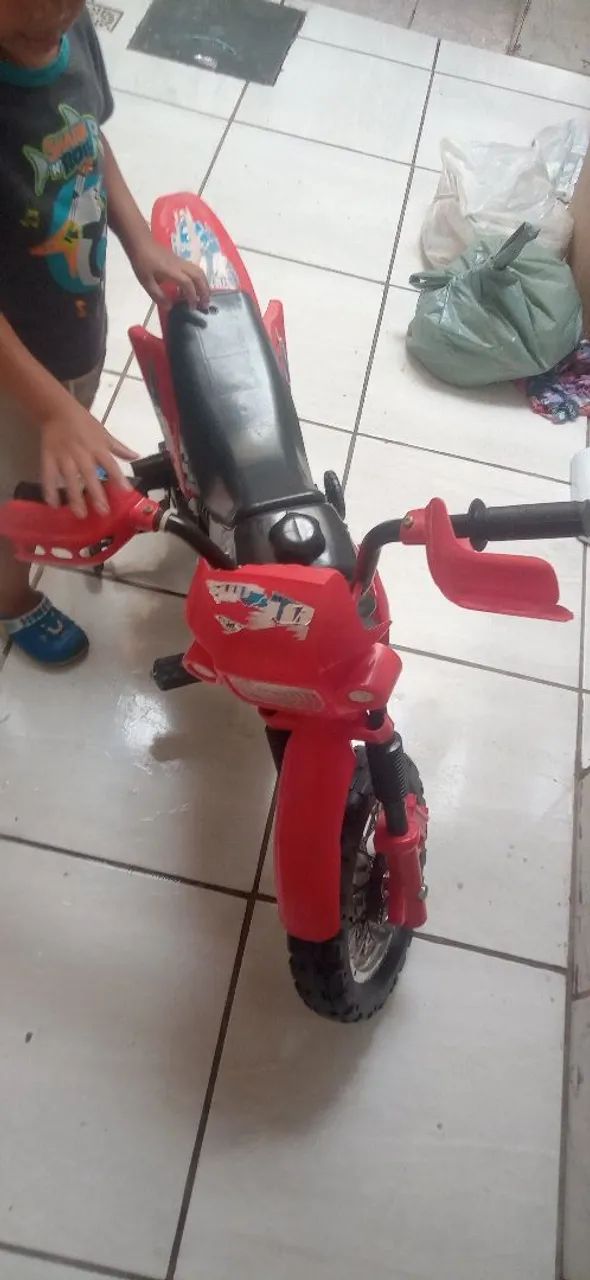 Moto elétrica precisa de bateria nova 12 Volks