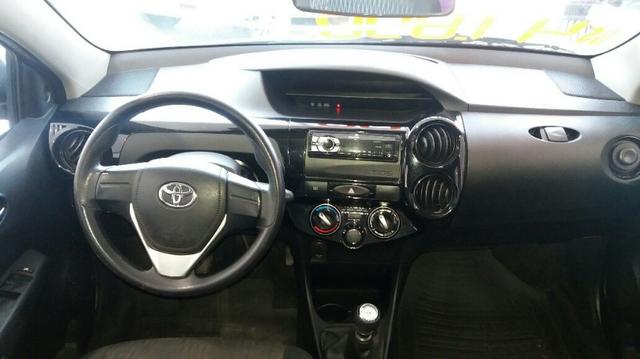 Toyota Etios - Foto 5
