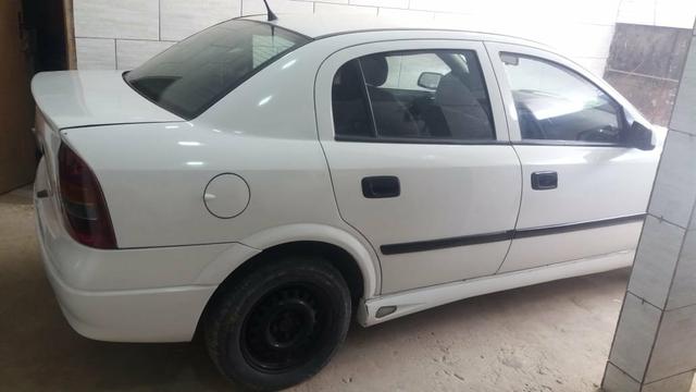 Vendo astra 2001 com gnv
