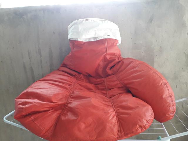 Puff formato luva de box