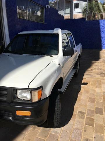 Hilux 2.8 4X4 DLX 2000/2001 - Foto 2