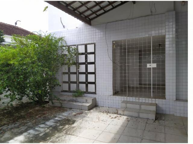 Bela Casa na Praça da Torre - Aluguel - Foto 16