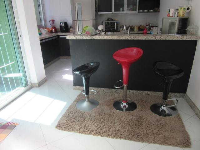 Excelente casa toda reformada, acabamento moderno. - Foto 5