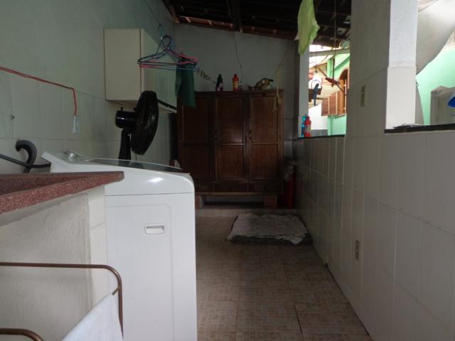 Excelente casa recuada em localização privilegiada. - Foto 17