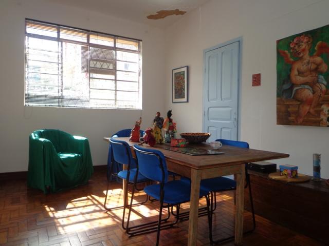 Excelente casa com 04 quartos - Foto 7