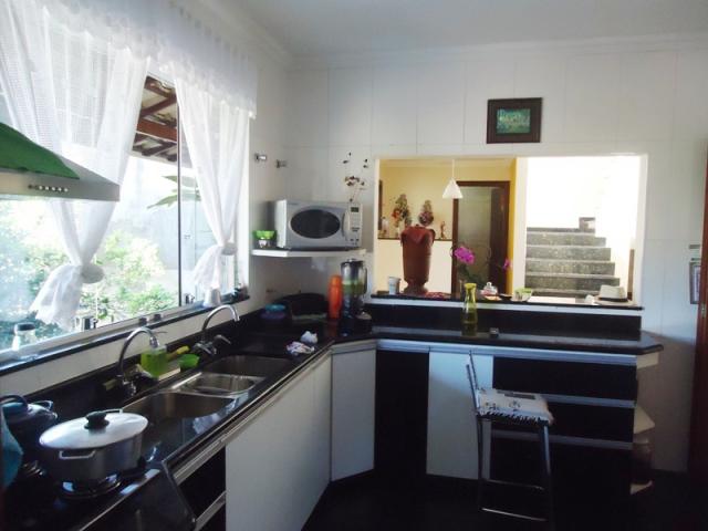 Oportunidade... excelente casa toda em porcelanato! - Foto 9