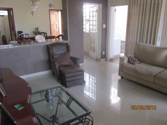 Rm imóveis vende. excelente casa área nobre próximo a padaria, supermercado, drogaria, ent - Foto 4