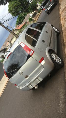 Gm - Chevrolet Meriva 1.8 2004 Completa