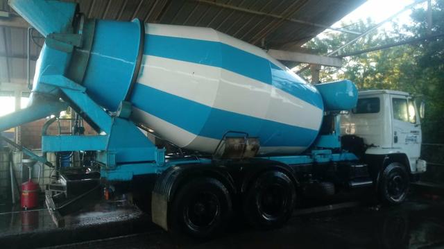 Concreto usinado com a bomba - Foto 4