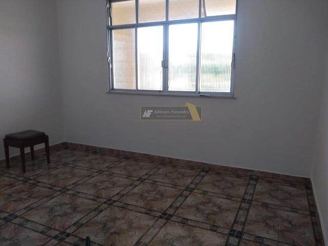 Oportunidade - Casa em rua residencial - Foto 15