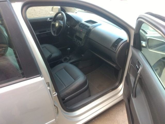 Polo Sedan 1.6 Flex 2006/2007 - Foto 9