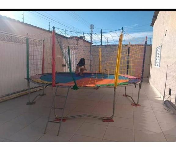 Locação de cama elástica e piscina de bolinha