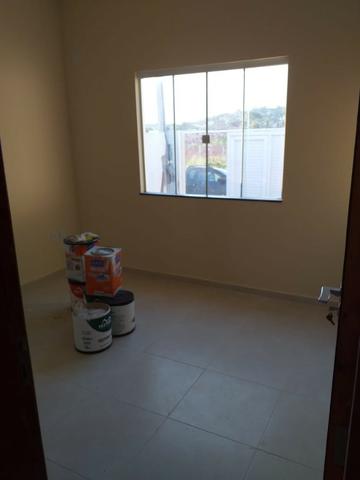 A-746 Linda casa linear com excelente acabamento - Foto 3