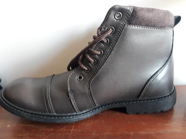 Bota/coturno nova