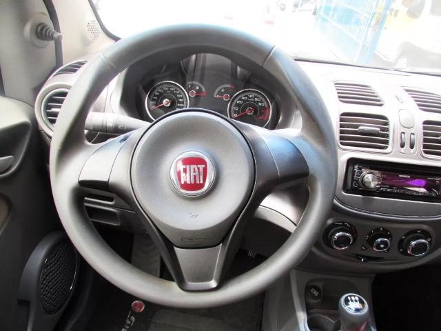 Fiat Grand Siena 1.6 16v Essence Flex 4p