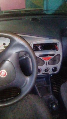 Vendo ou troco por um carro de menos valor com volta pra mim - Foto 3