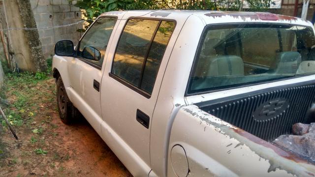 S10 Cabine dupla ano 2005 a gasolina - Foto 6