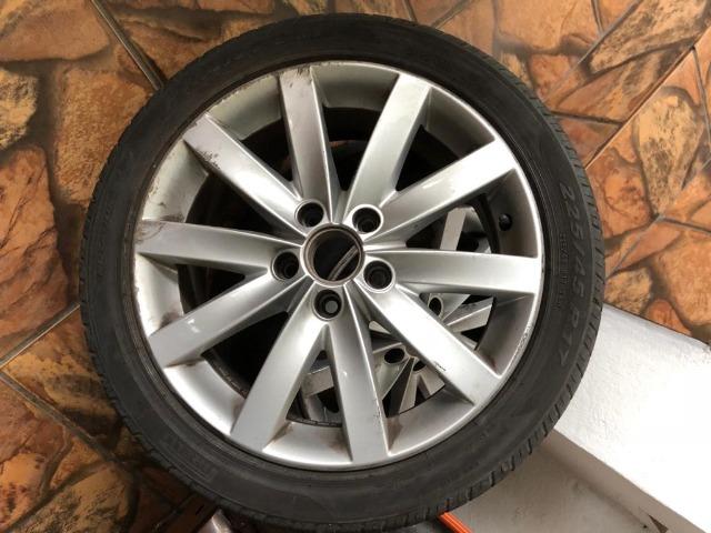 Jogo de rodas 5x112 - ARO 17 do Jetta 2012 - com detalhe