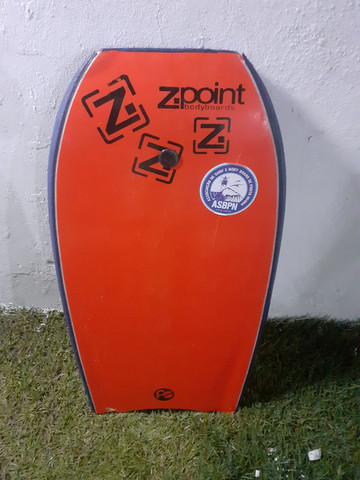 Bodyboard z.point com strep da onix e pé de pato usado - Foto 2