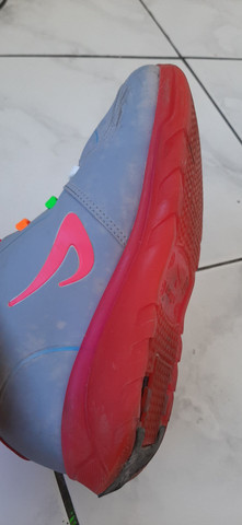 Tenis com rodinhas semi.novo - Foto 3