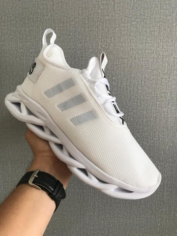 tenis adidas yeezy branco