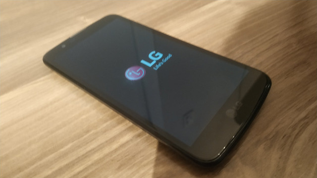 LG K10 16gb seminovo com carregador novo - Foto 6