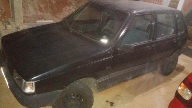 Carro Fiat Uno 1995