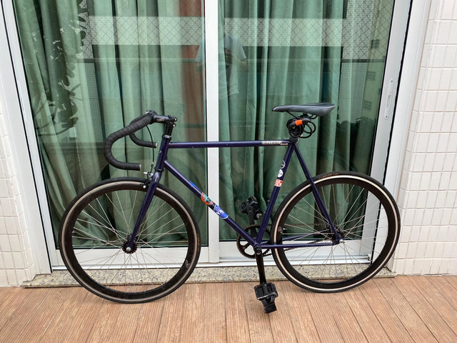 Bicicleta Fixa Eagle Bike