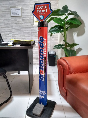 Totem de álcool em gel
