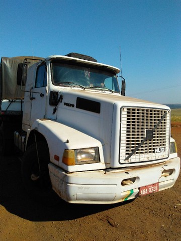 VENDO VOLVO NL 10   TOCO 