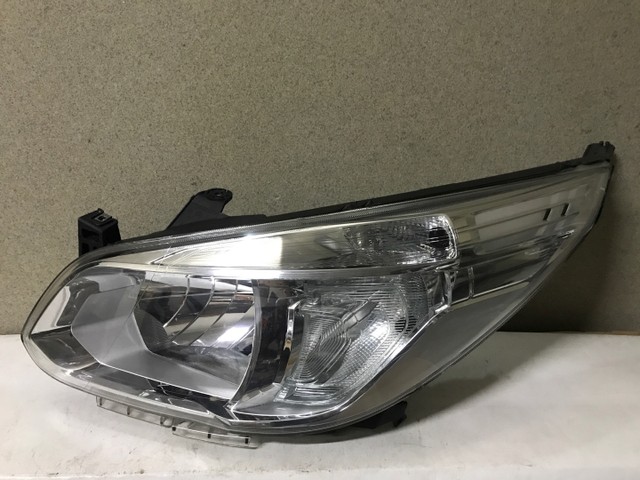 Farol Chevrolet Spin - Foto 2
