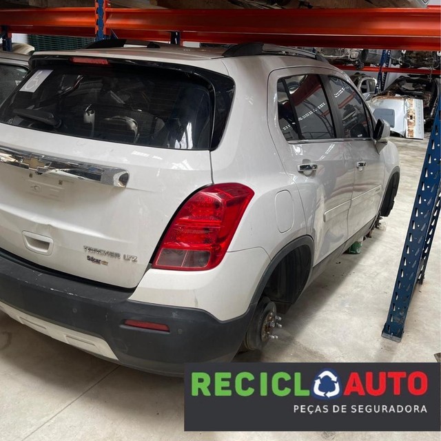 Sucata de tracker 2015 Ltz para retirada de peças Leia a descrição - Foto 2