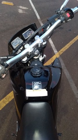 XT 600 E