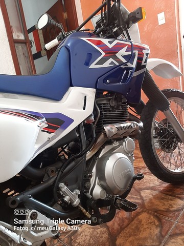 YAMAHA XT 600