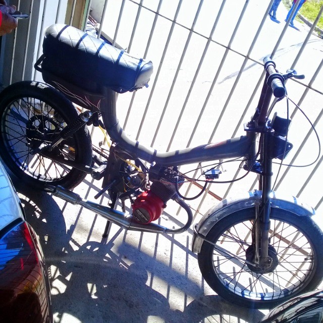 MOBILETE MONARK 50CC R$1750