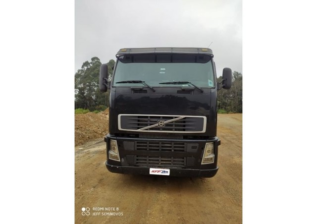 CAMINHÃO VOLVO