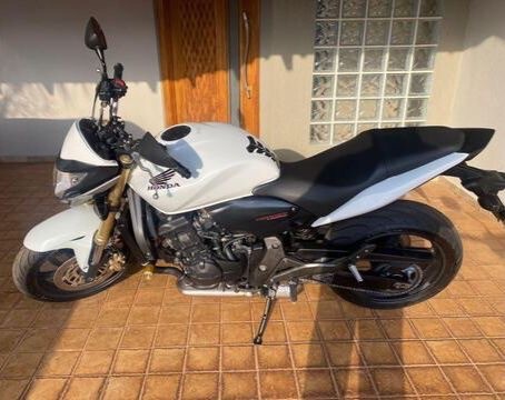 HONDA CB600F HORNET